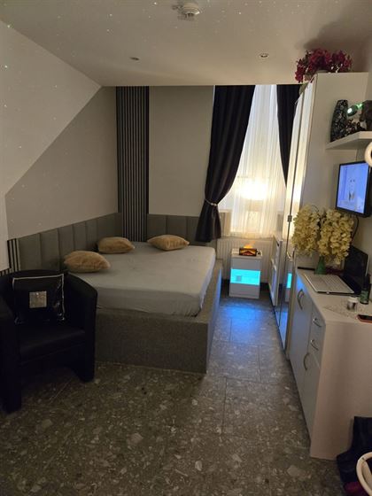 Das Haus - Laufhaus Vienna - Das größte und modernste Laufhaus in Wien
